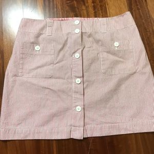 Vineyard vine skirt